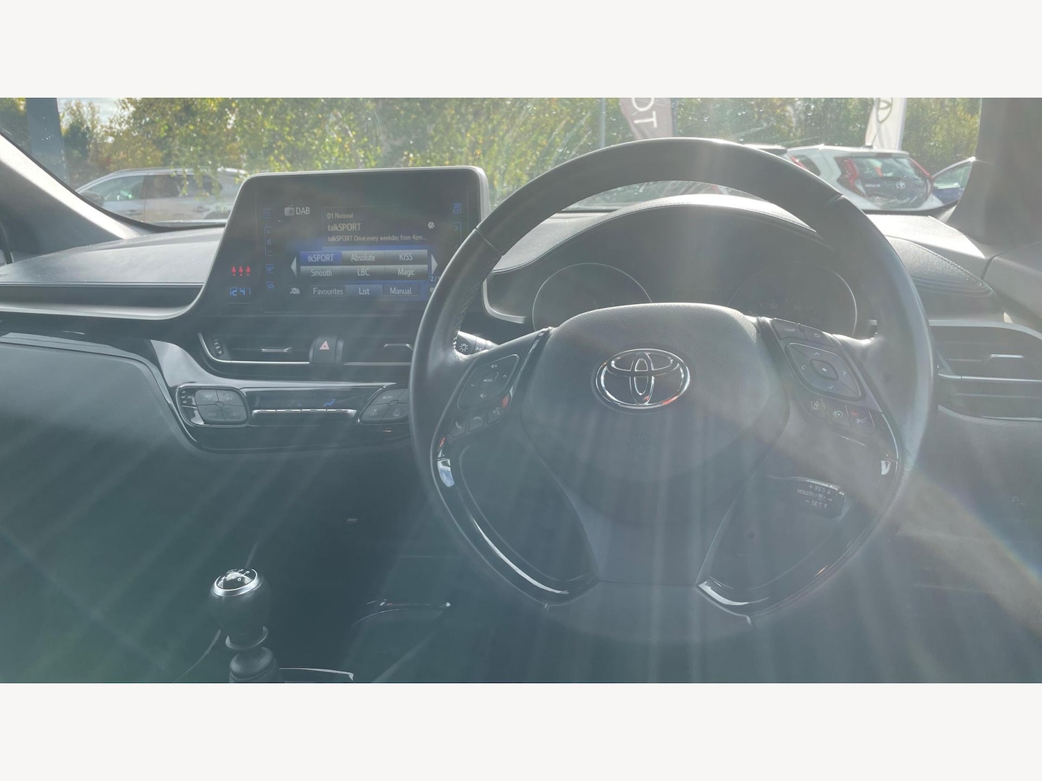 Used Toyota C-HR 2019 for sale - 76409302: Photo 10
