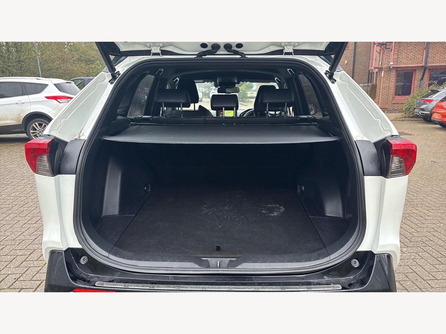 Used Toyota RAV4 for sale - 77852869: Photo 16