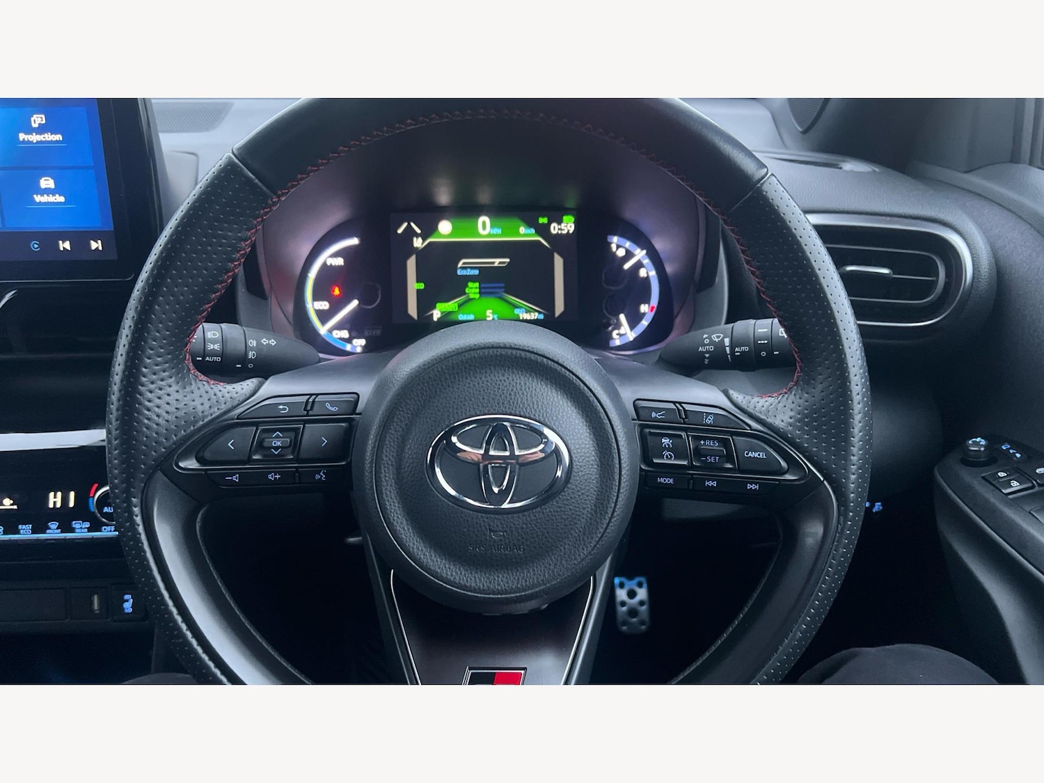 Used Toyota Yaris Cross 2023 for sale - 77330642: Photo 10