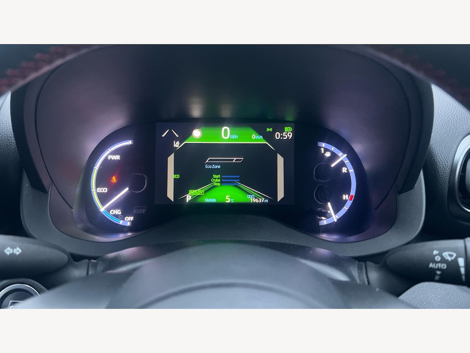 Used Toyota Yaris Cross 2023 for sale - 77330642: Photo 11