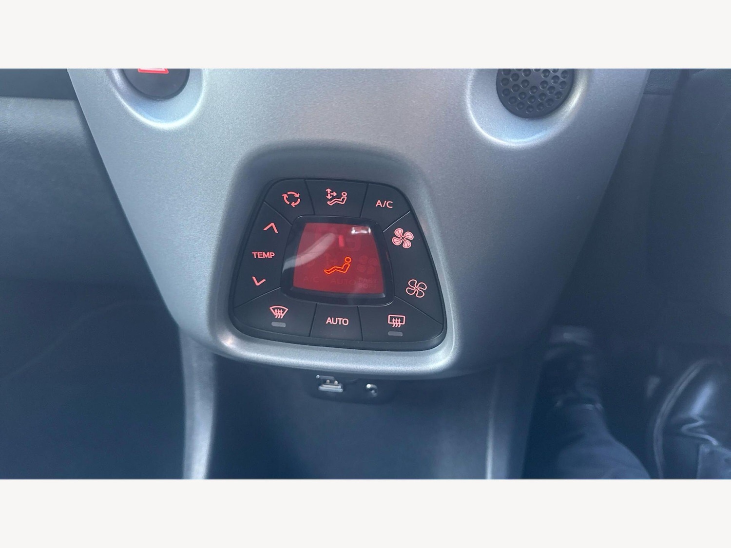 Used Toyota AYGO 2020 for sale - 78019342: Photo 22