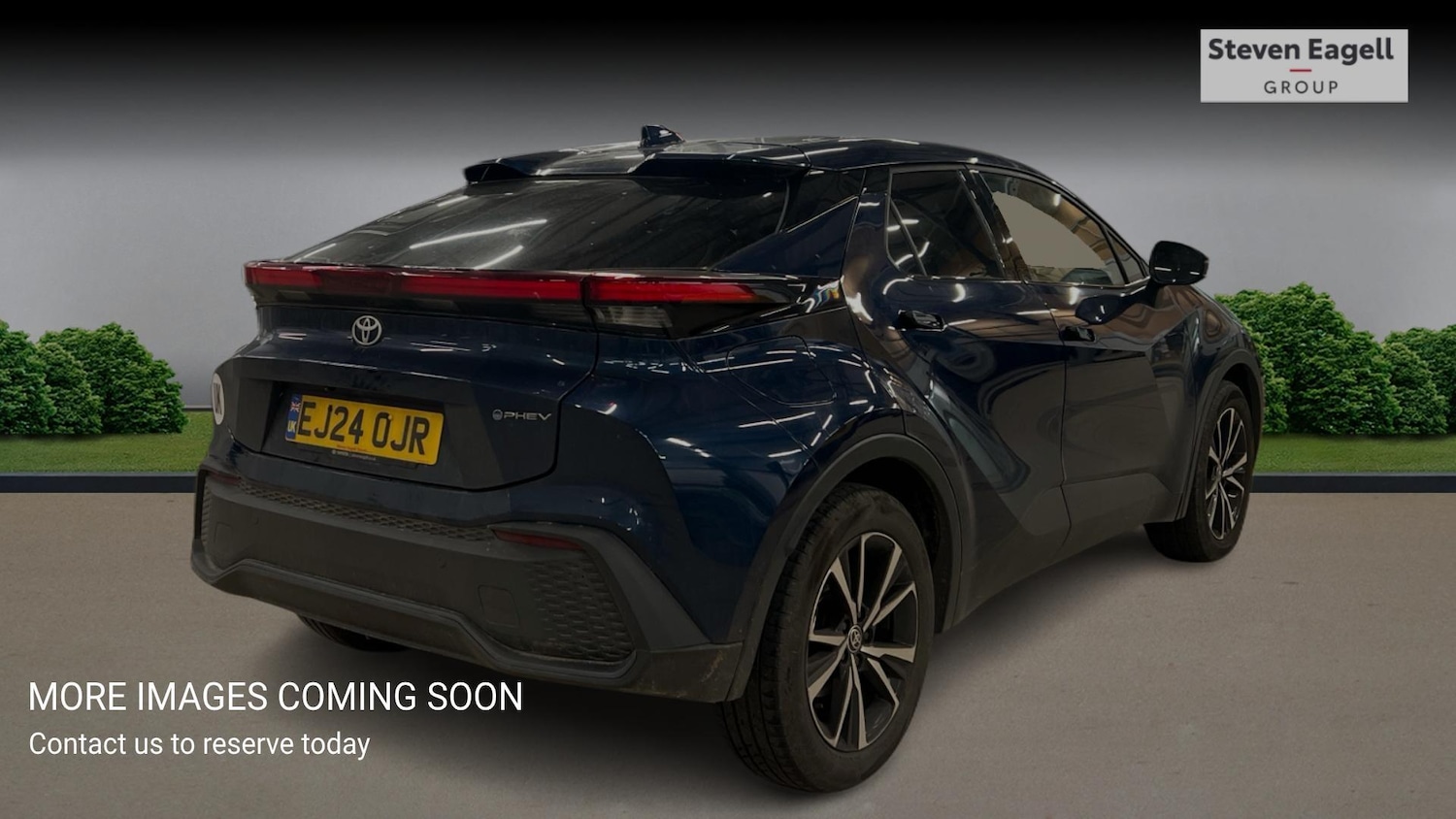 Used Toyota C-HR 2024 for sale - 77925351: Photo 4