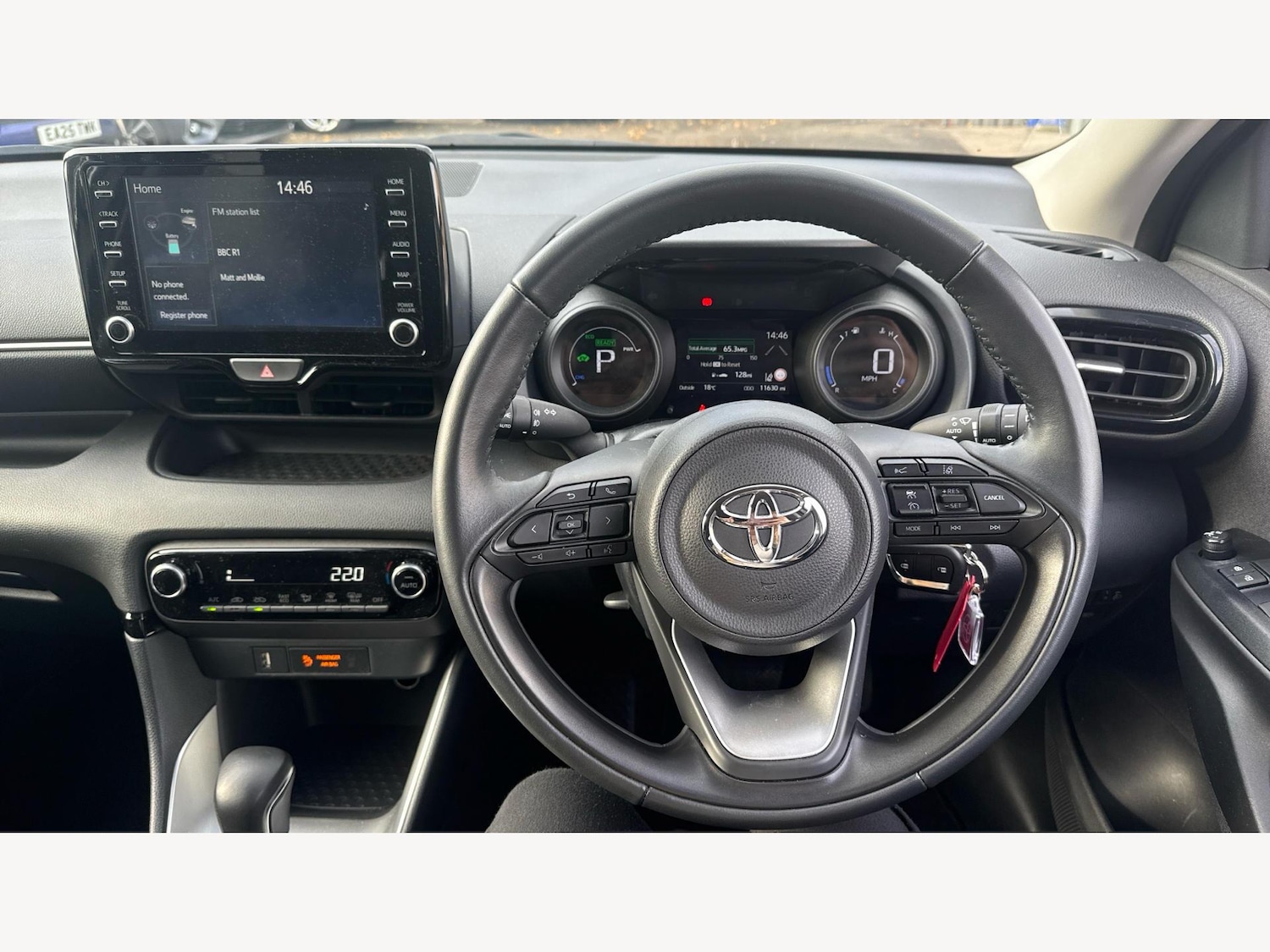 Used Toyota Yaris 2023 for sale - 77290800: Photo 8