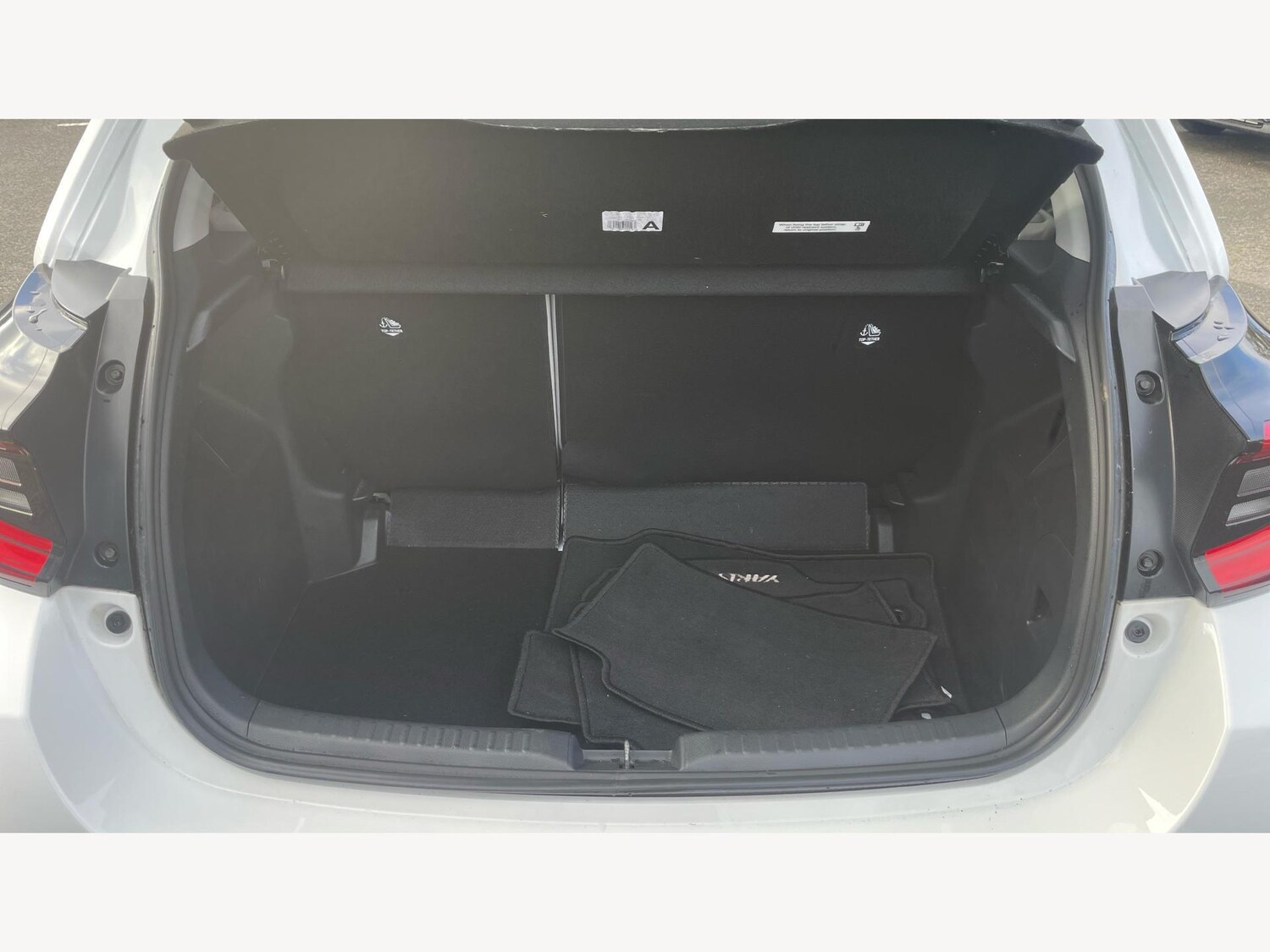 Used Toyota Yaris for sale - 77190749: Photo 16