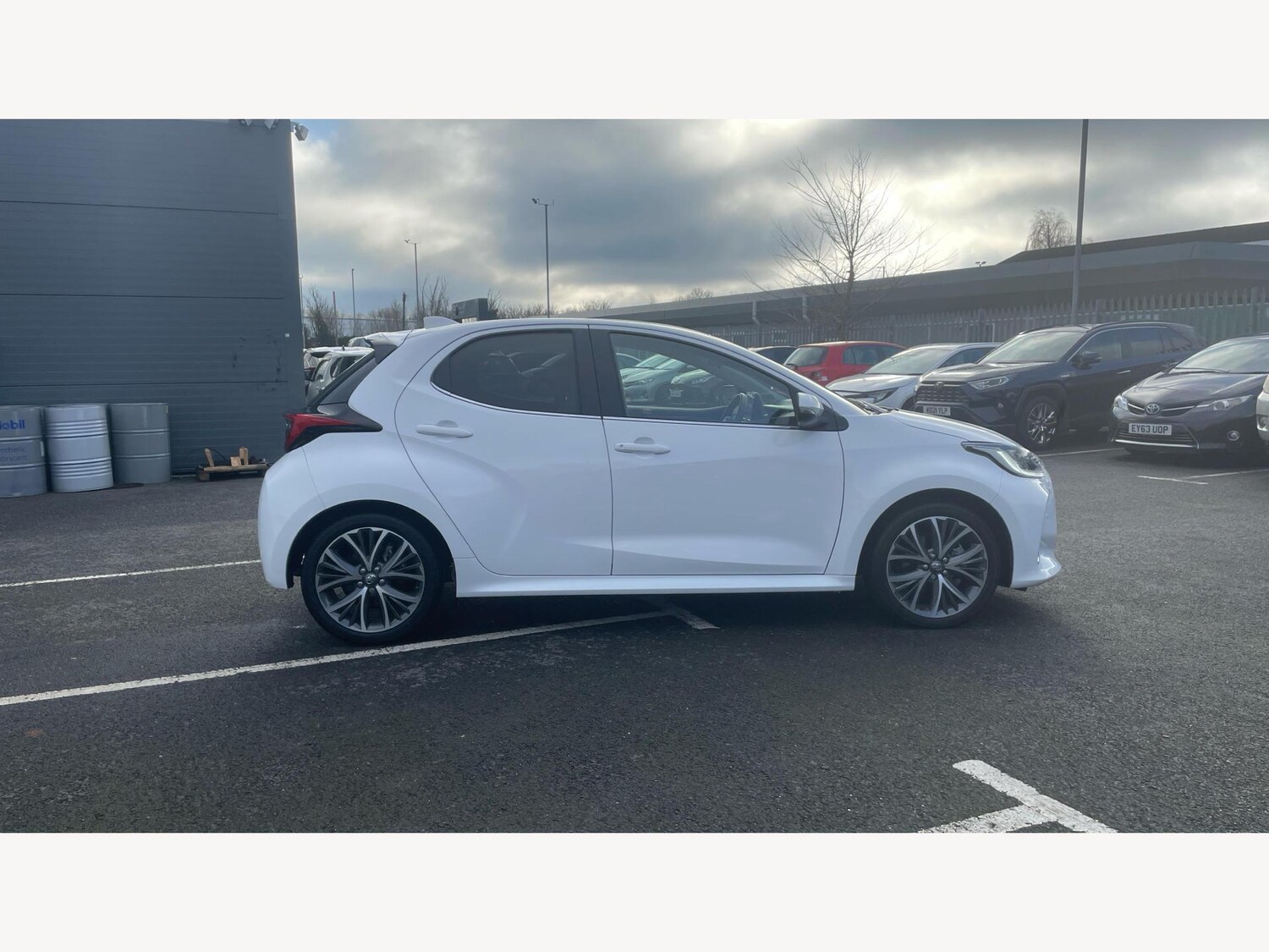 Used Toyota Yaris for sale - 77190749: Photo 18