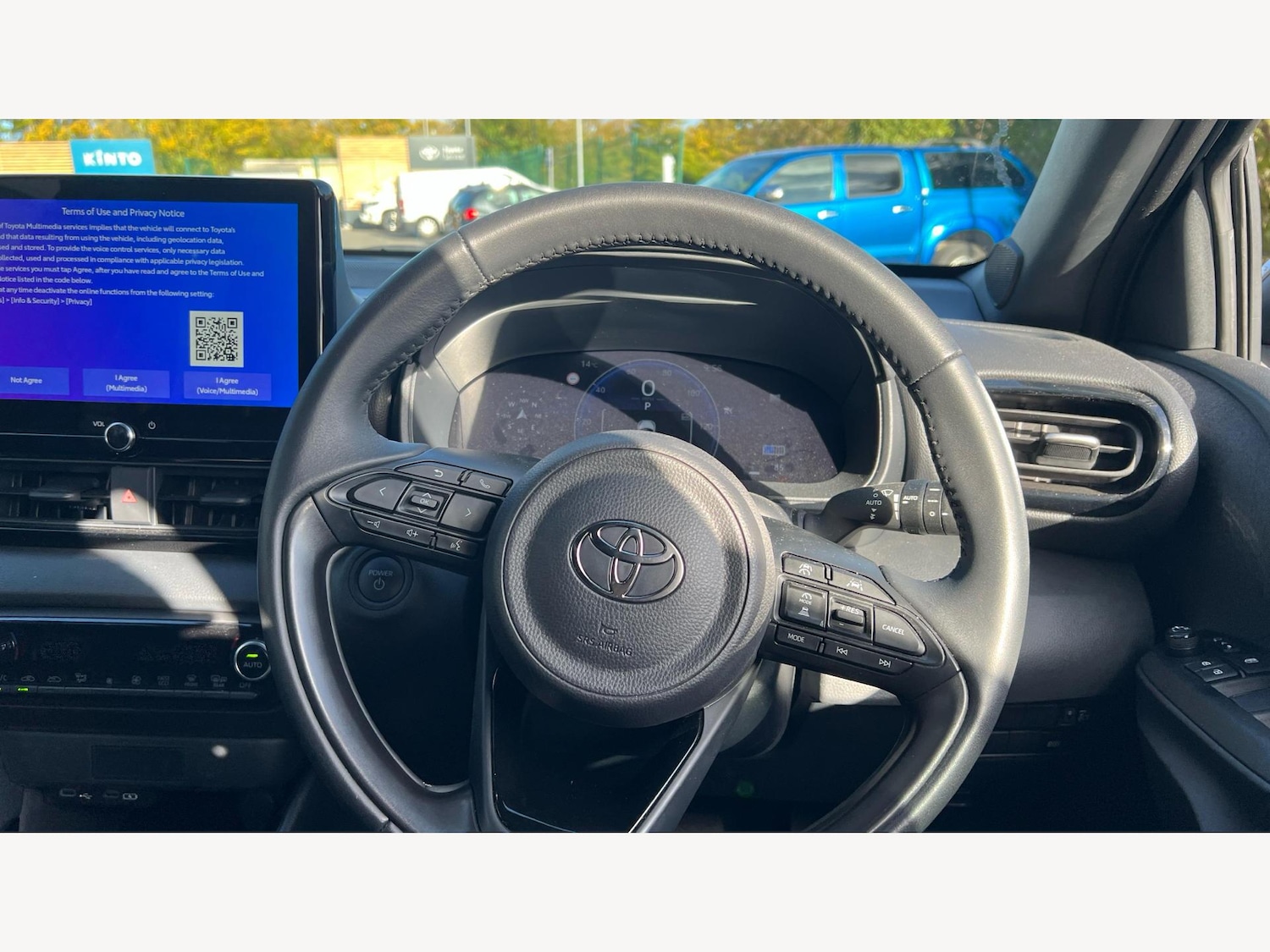Used Toyota Yaris 2024 for sale - 76122101: Photo 10