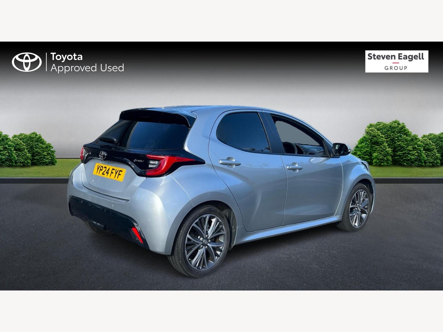 Used Toyota Yaris 2024 for sale - 76122101: Photo 2