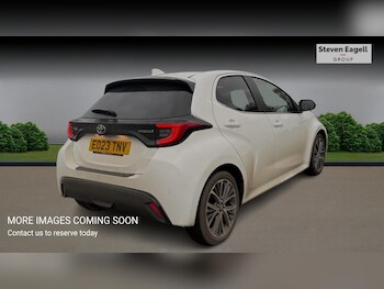 Used Toyota Yaris 2023 for sale - 77537247: Photo