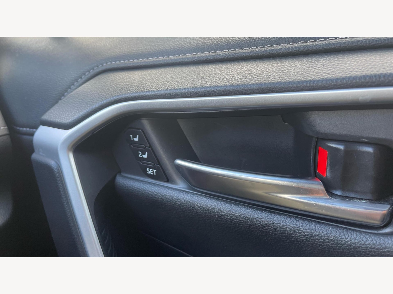 Used Toyota RAV4 2021 for sale - 76824515: Photo 23