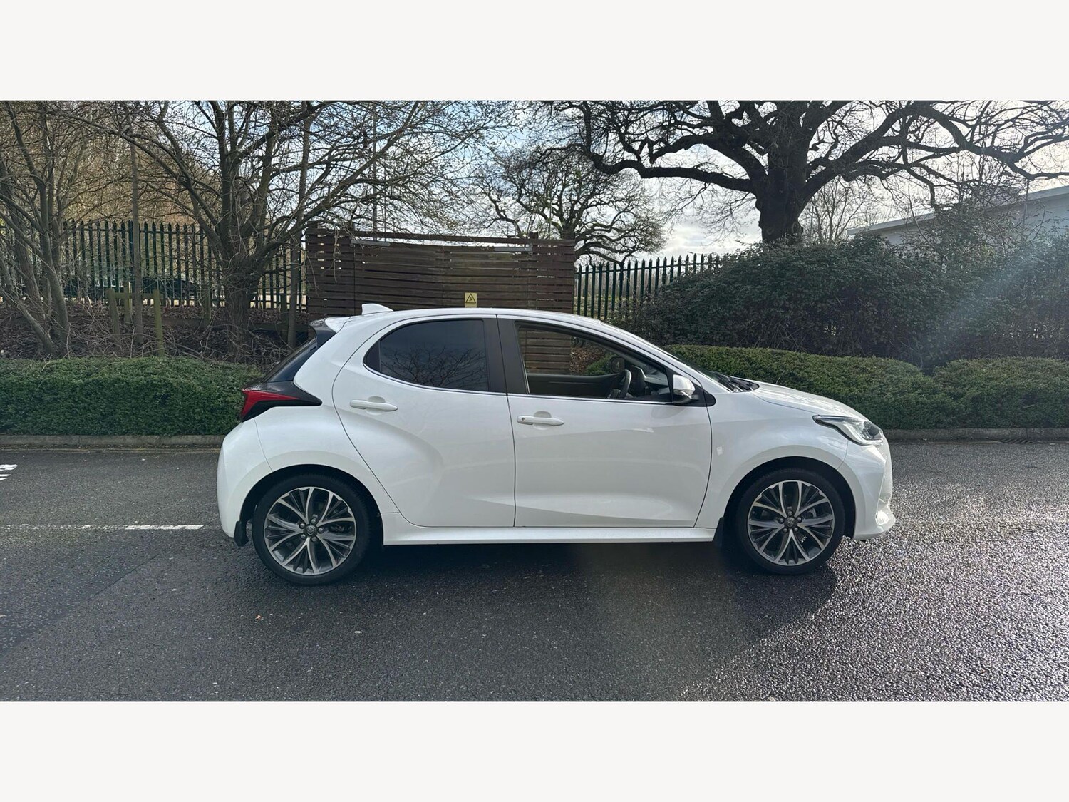 Used Toyota Yaris for sale - 77853216: Photo 18