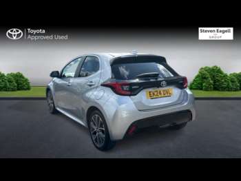 Used Toyota Yaris 2024 for sale - 74810224: Photo