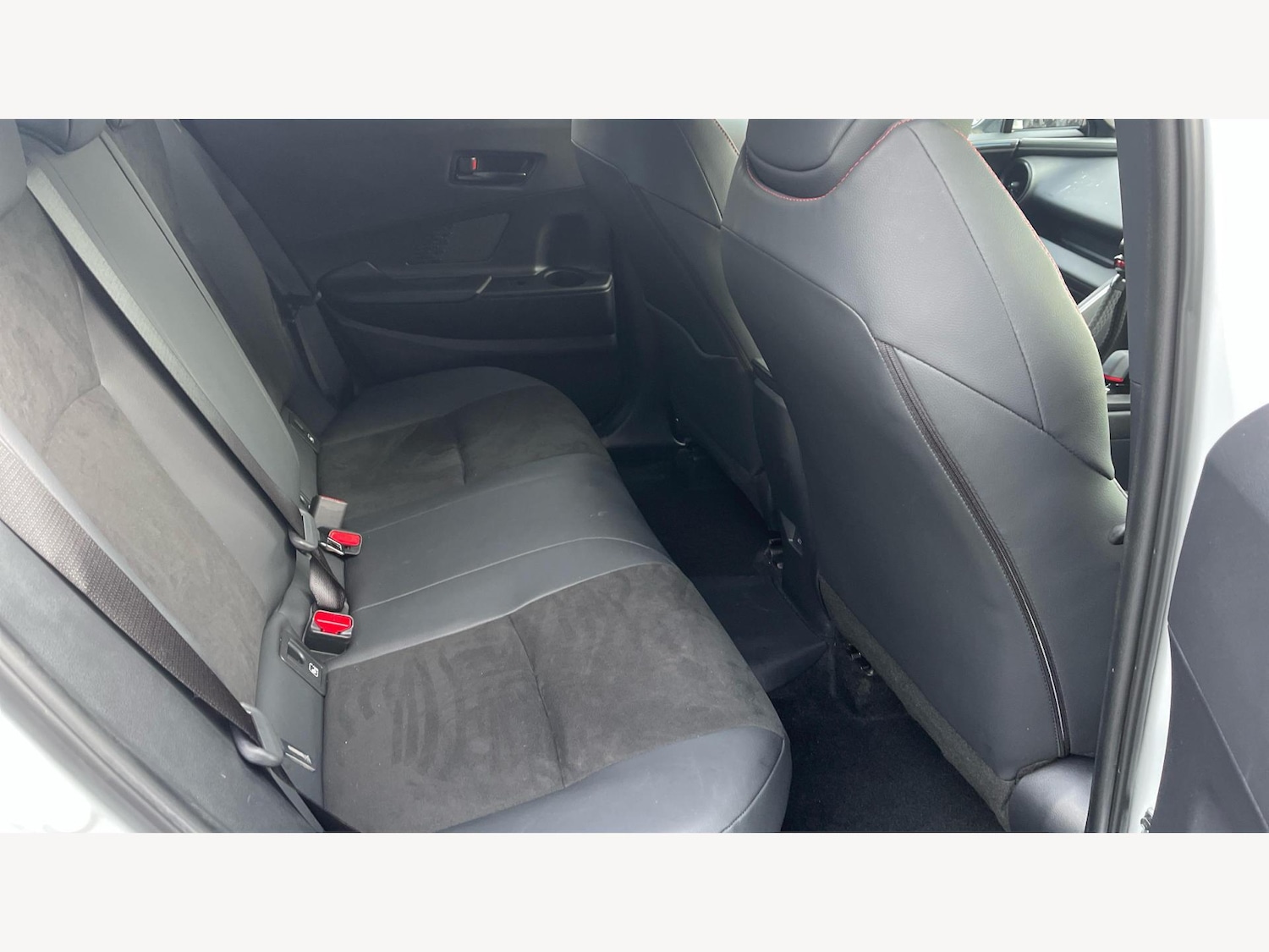 Used Toyota C-HR 2024 for sale - 77130902: Photo 14