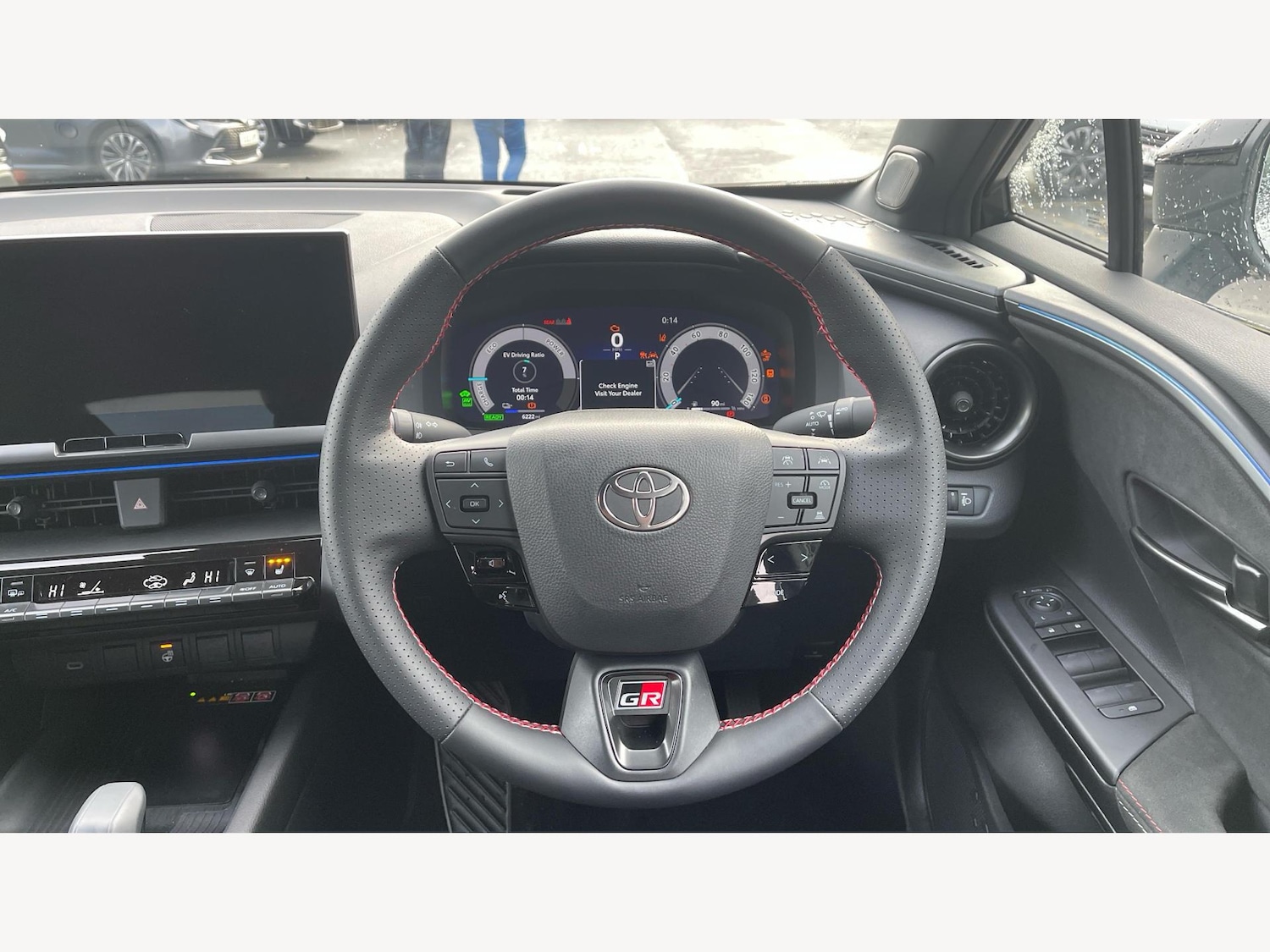 Used Toyota C-HR 2024 for sale - 77130902: Photo 8