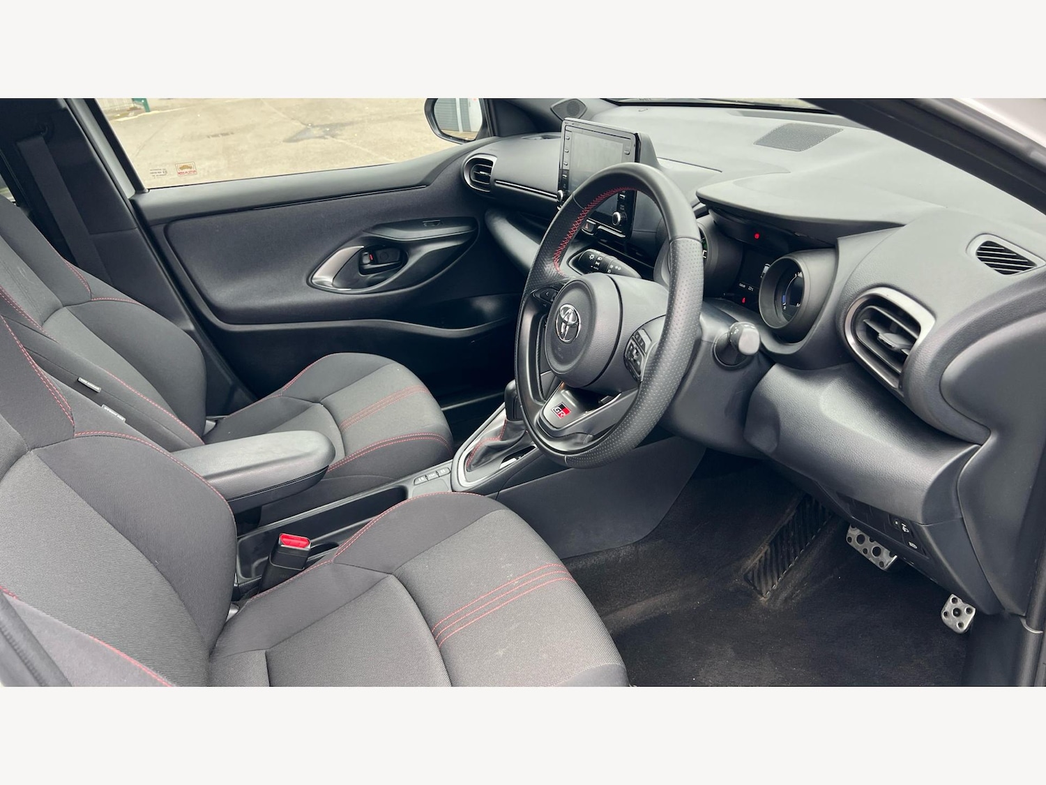 Used Toyota Yaris 2023 for sale - 76484262: Photo 13