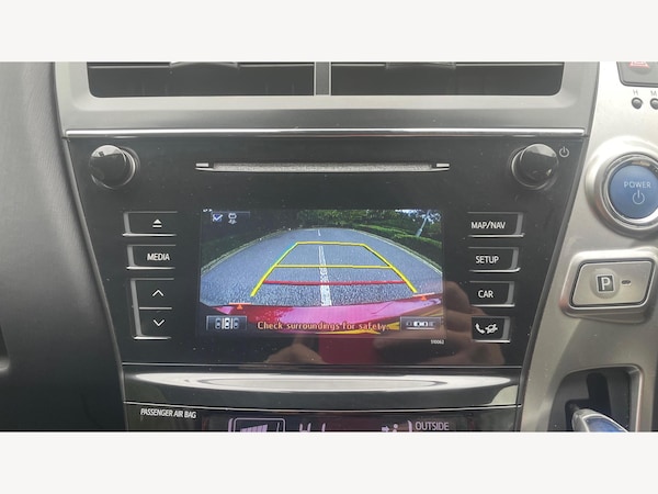 Used Toyota Prius+ 2020 for sale - 76215536: Photo 25