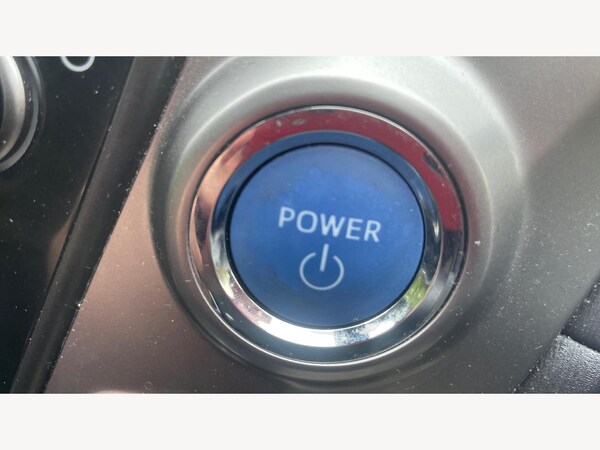 Used Toyota Prius+ 2020 for sale - 76215536: Photo 27