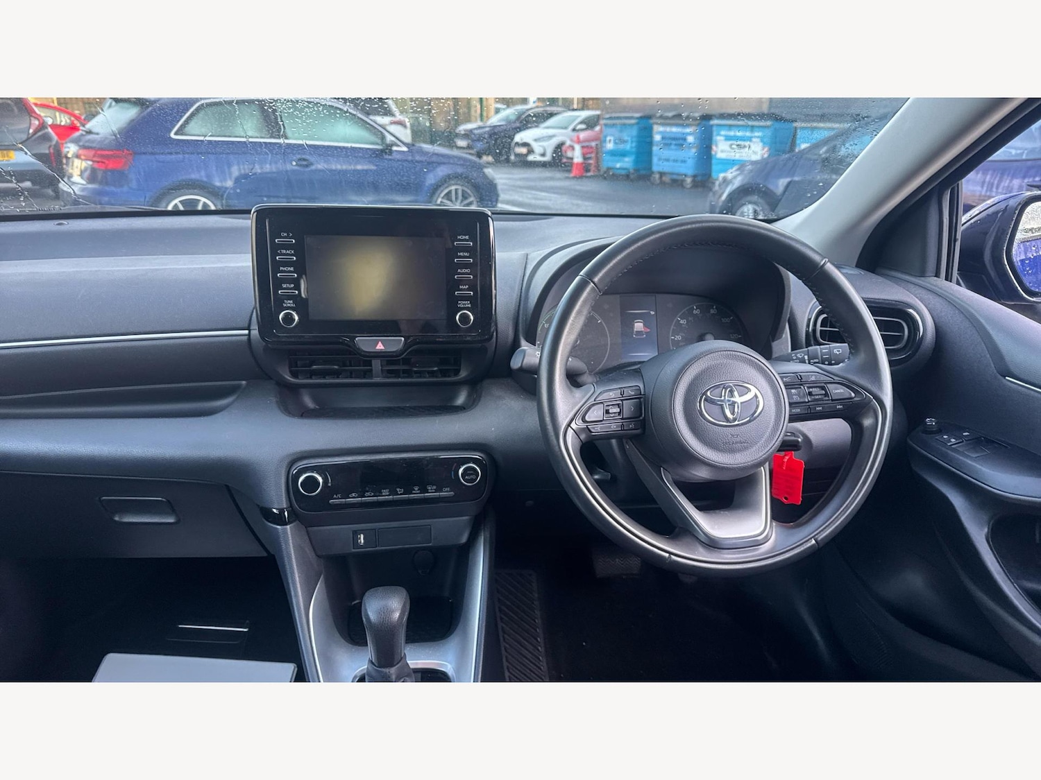 Used Toyota Yaris 2022 for sale - 76992609: Photo 8
