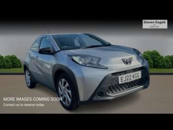 (22) - 1.0 VVT-i Pure Hatchback 5dr Petrol Manual Euro 6 (s/s) (72 ps)