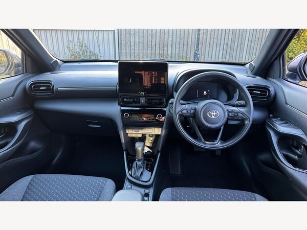 Used Toyota Yaris Cross 2025 for sale - 76259371: Photo 7