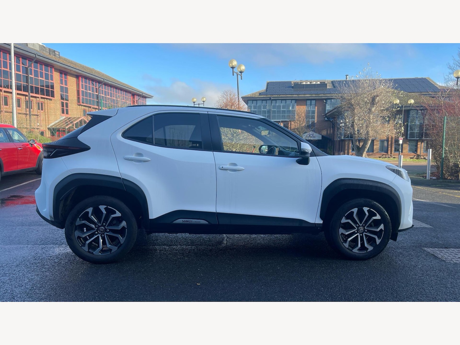 Used Toyota Yaris Cross 2023 for sale - 77103537: Photo 18