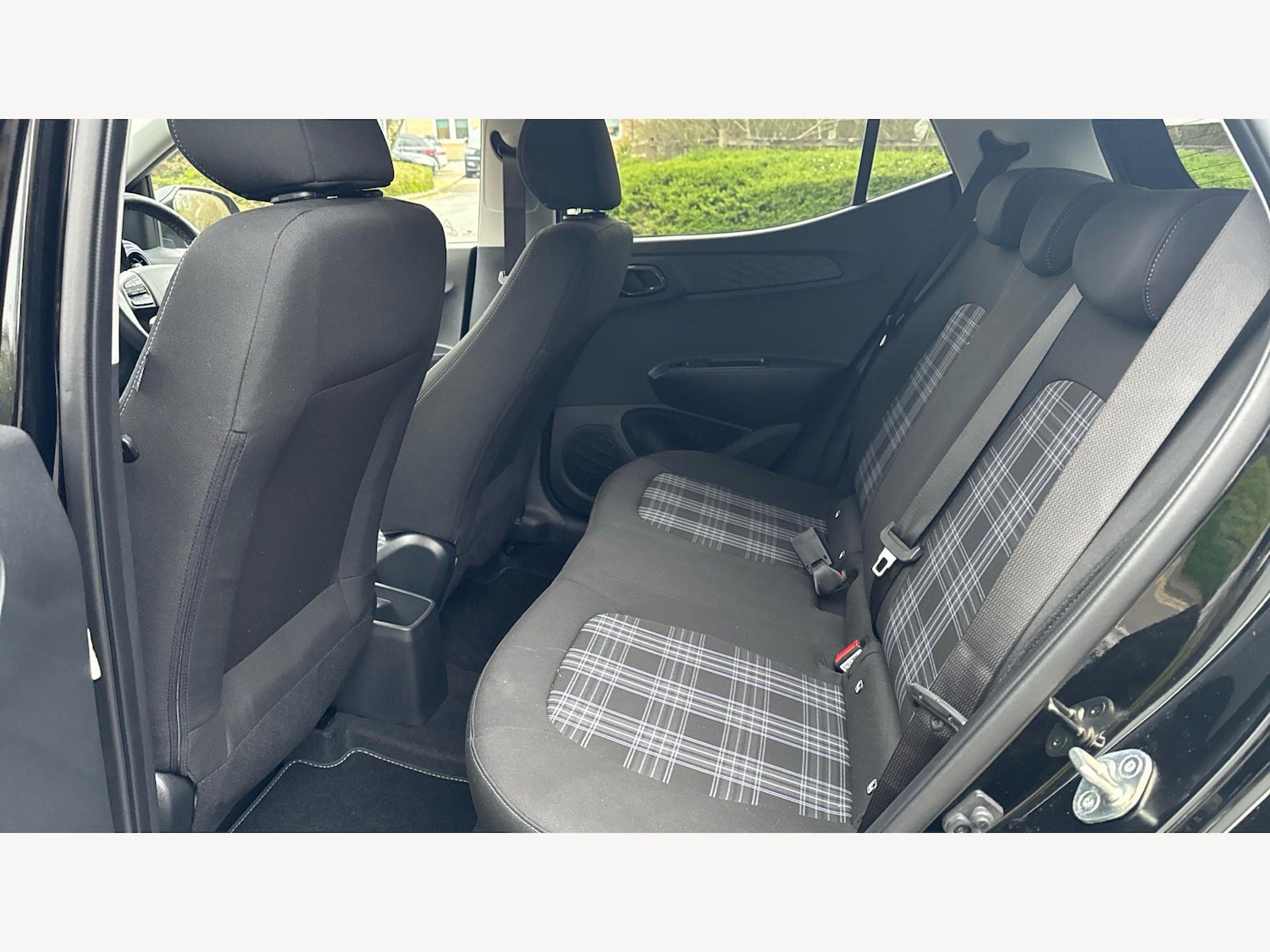 Used Hyundai i10 for sale - 77854206: Photo 15