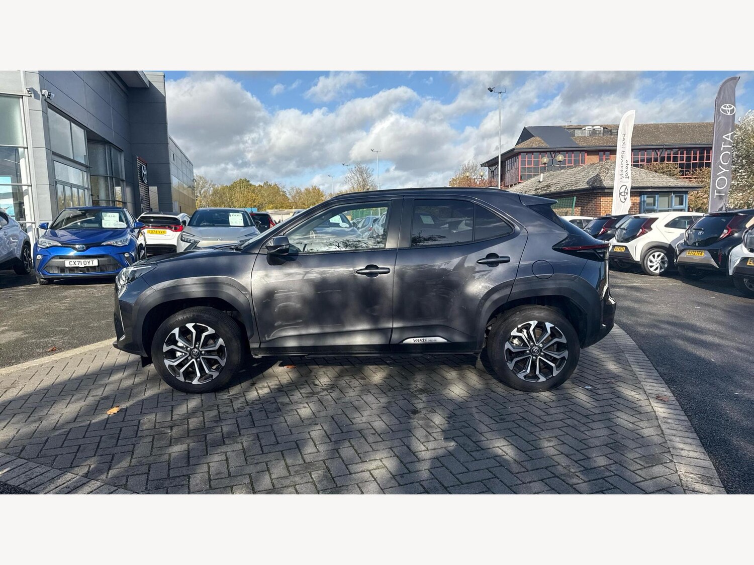 Used Toyota Yaris Cross 2024 for sale - 76388723: Photo 19