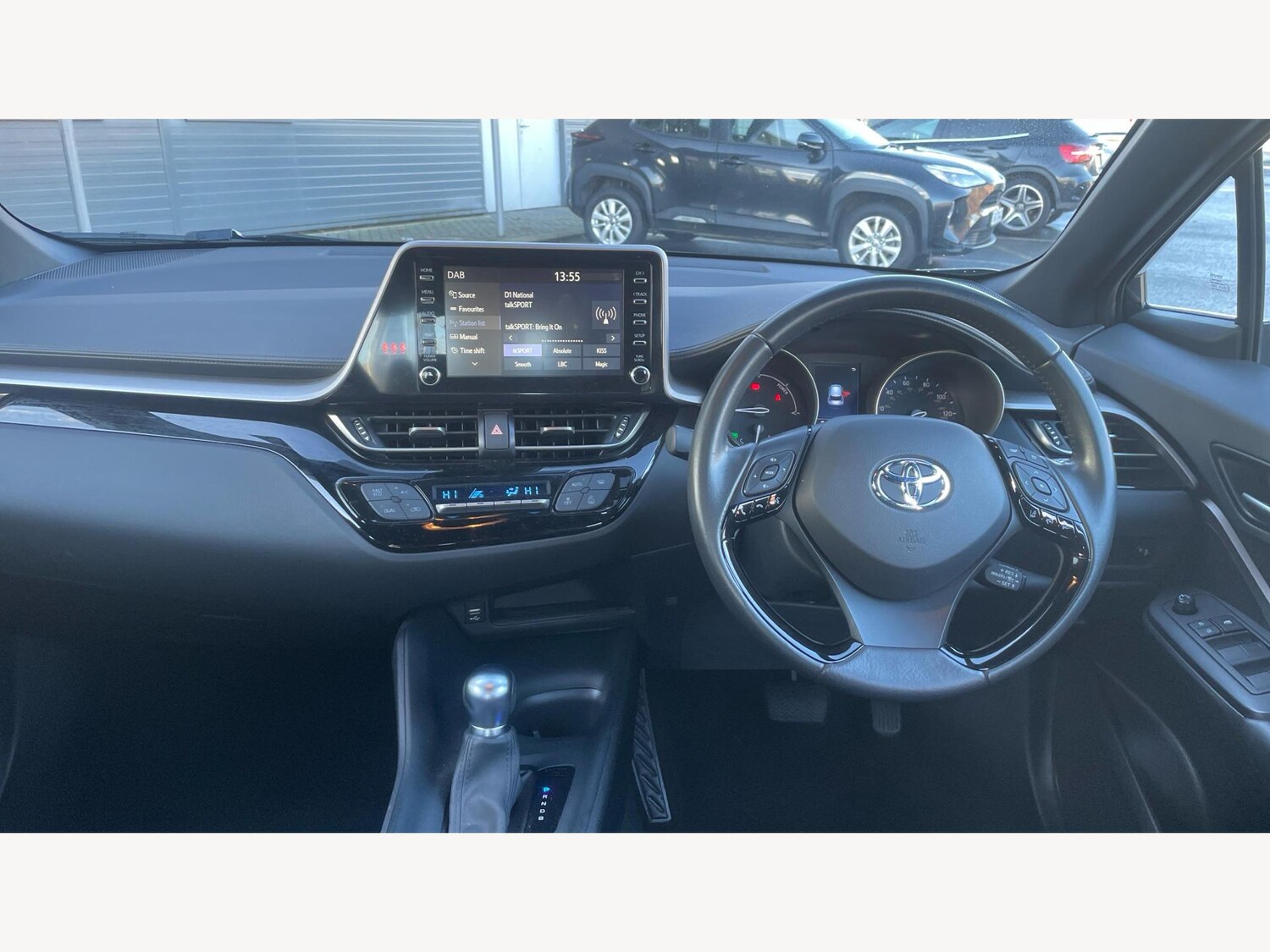 Used Toyota C-HR for sale - 76700722: Photo 7