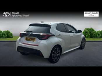 Used Toyota Yaris 2022 for sale - 74597724: Photo