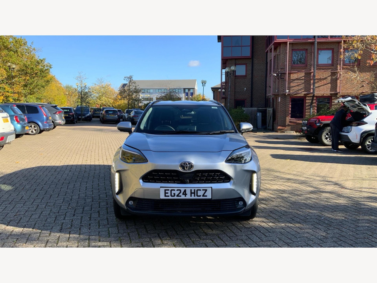 Used Toyota Yaris Cross 2024 for sale - 76432969: Photo 17