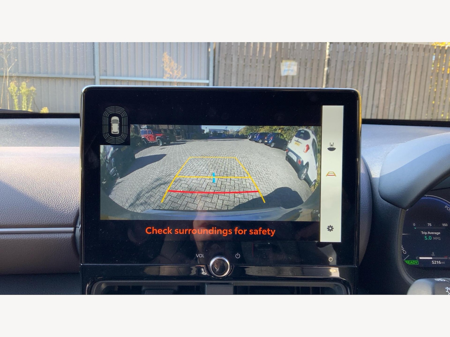 Used Toyota Yaris Cross 2024 for sale - 76432969: Photo 25