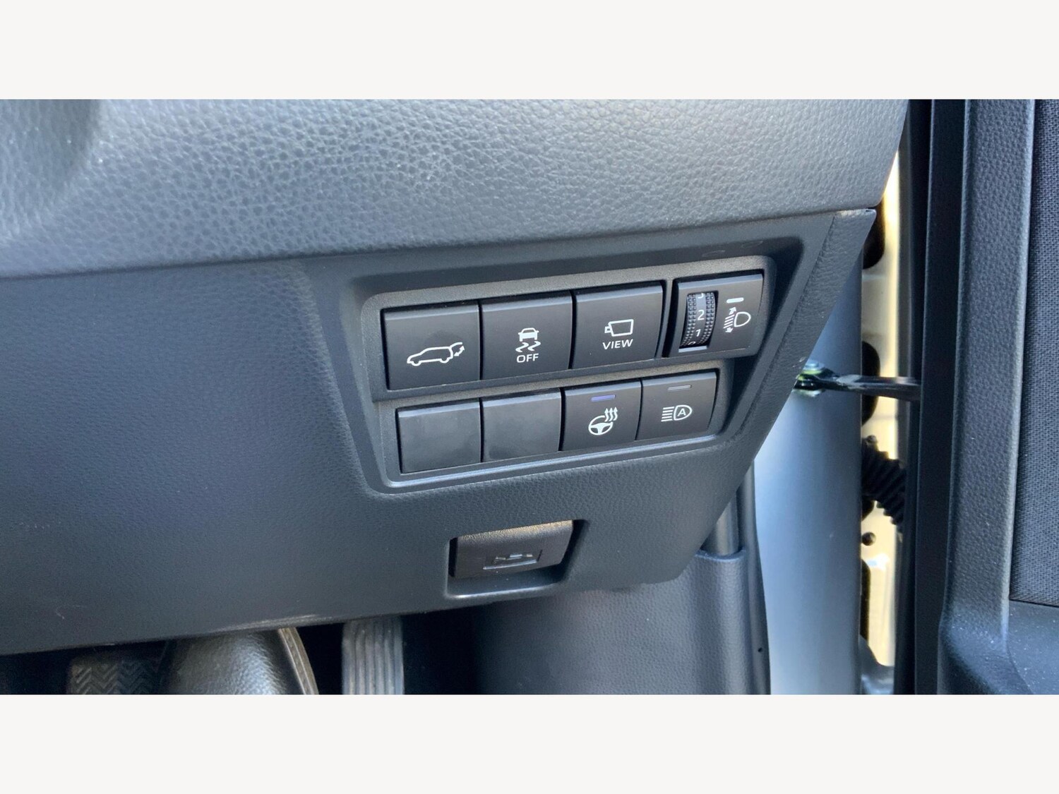 Used Toyota Yaris Cross 2024 for sale - 76432969: Photo 28