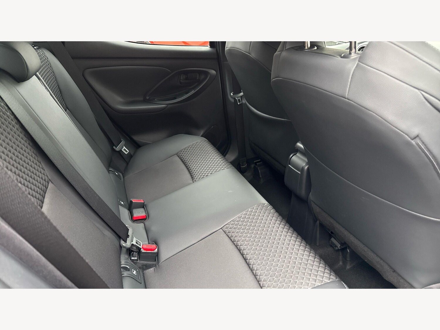 Used Toyota Yaris for sale - 77768314: Photo 14