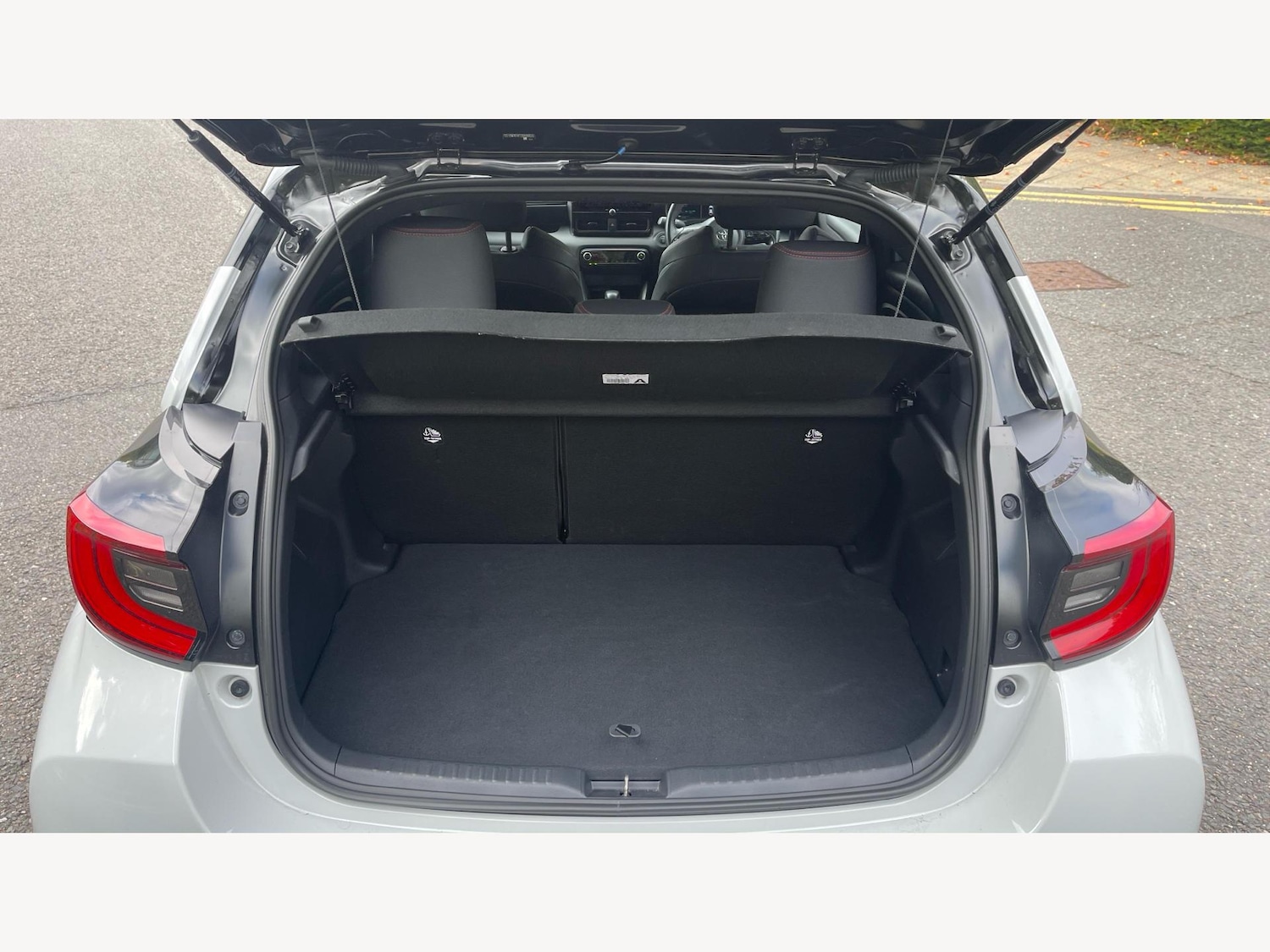 Used Toyota Yaris 2024 for sale - 77440029: Photo 16