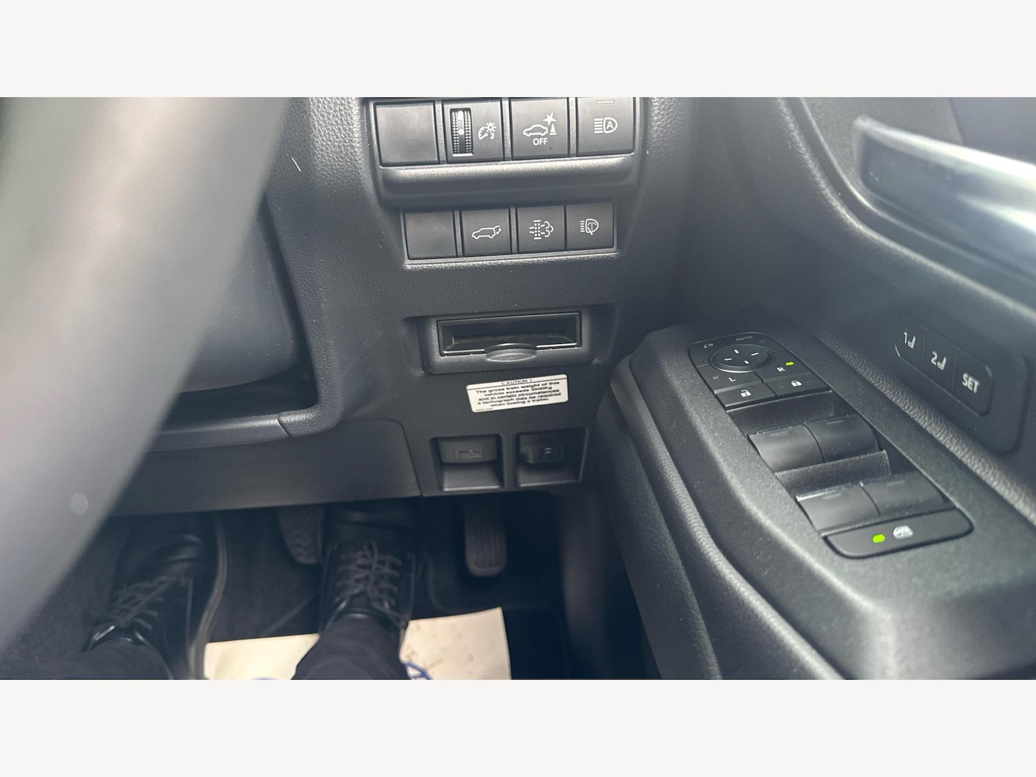 Vehicle 27