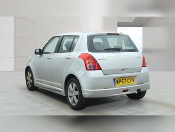 Used Suzuki Swift 2007 for sale - 79292081: Photo
