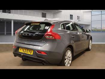 Used Volvo V40 2013 for sale - 75257725: Photo