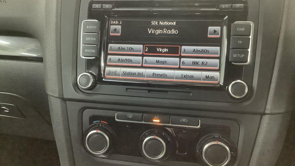 Used Volkswagen Golf 2011 for sale - 77305895: Photo 12