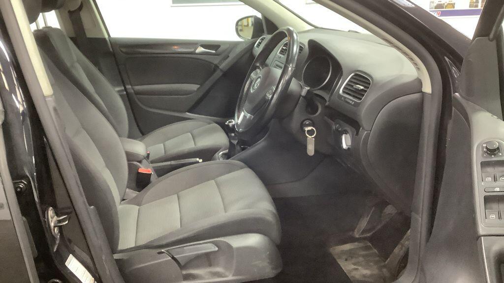 Used Volkswagen Golf 2011 for sale - 77305895: Photo 13
