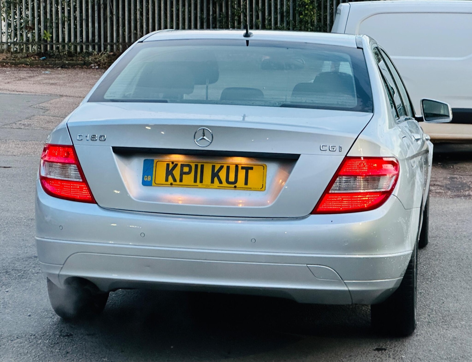 Used Mercedes-Benz C Class 2011 for sale - 77015649: Photo 15