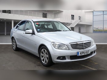 Used Mercedes-Benz C Class 2011 for sale - 77015649: Photo