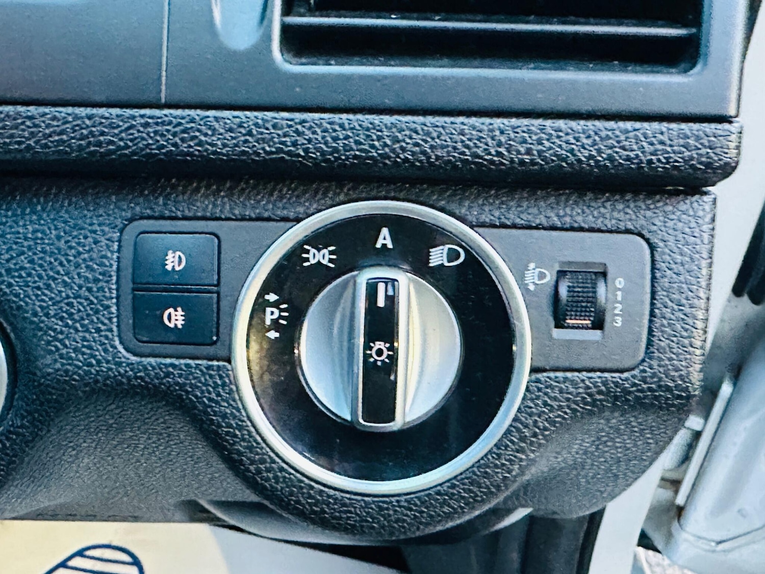 Used Mercedes-Benz C Class 2011 for sale - 77015649: Photo 26