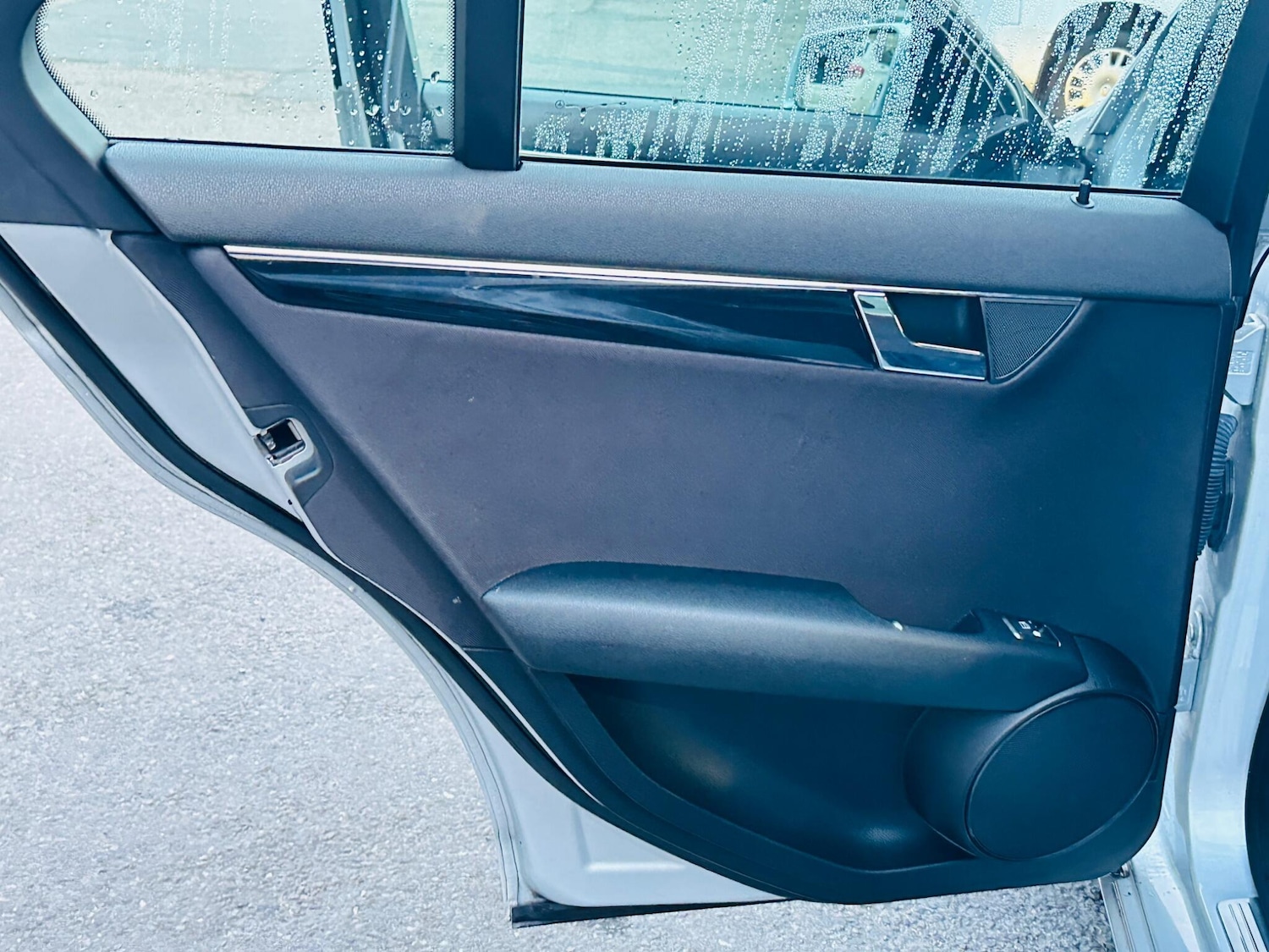 Used Mercedes-Benz C Class 2011 for sale - 77015649: Photo 36