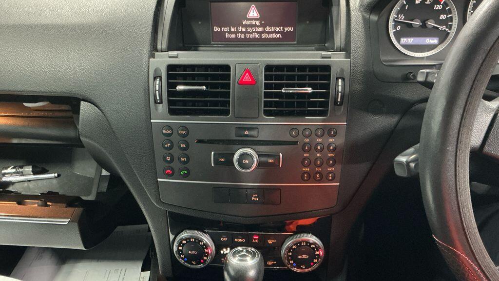 Used Mercedes-Benz C Class 2011 for sale - 77015649: Photo 9