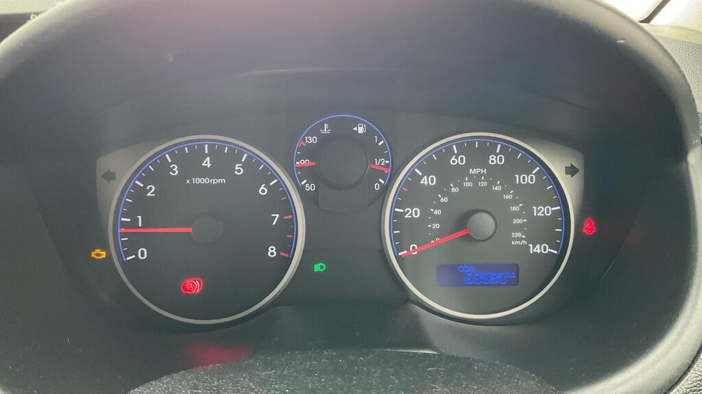 Used Hyundai i20 2014 for sale - 77376423: Photo 4