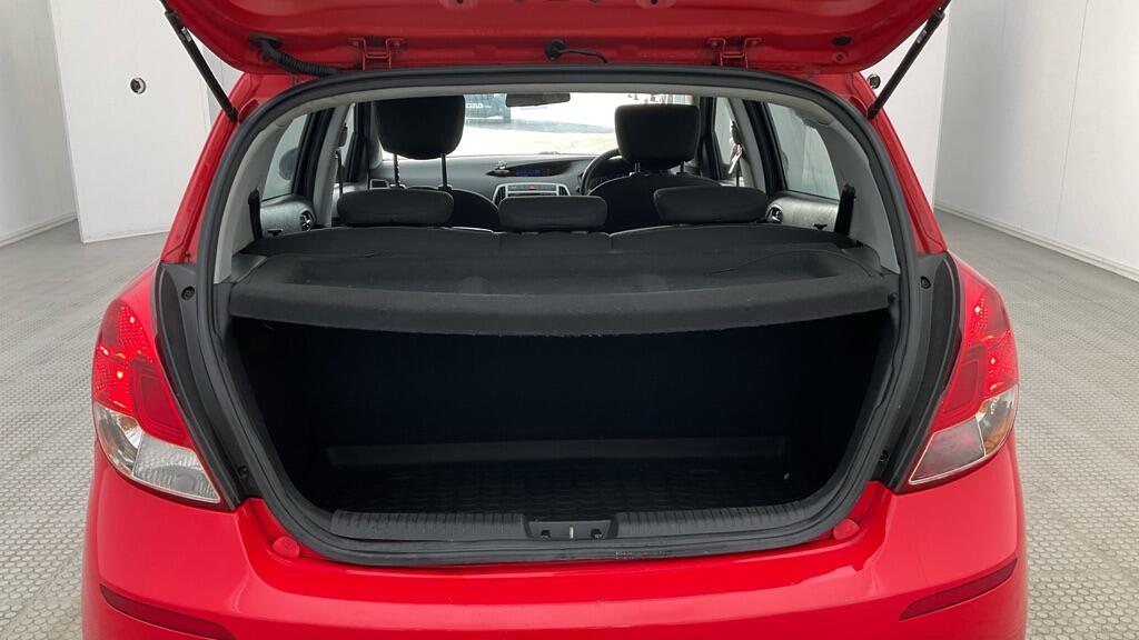 Used Hyundai i20 2014 for sale - 77376423: Photo 7