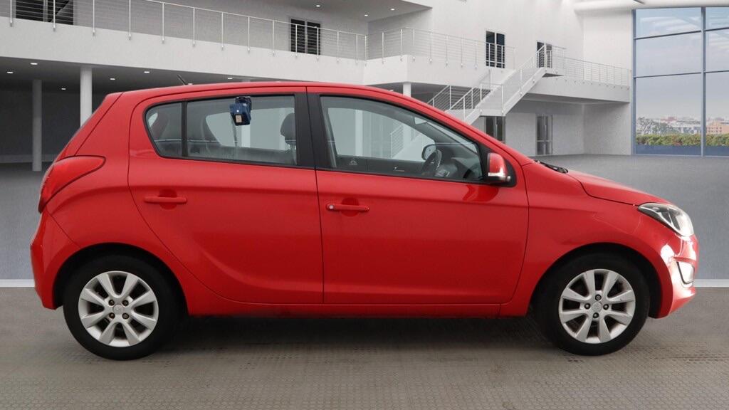 Used Hyundai i20 2014 for sale - 77376423: Photo 9