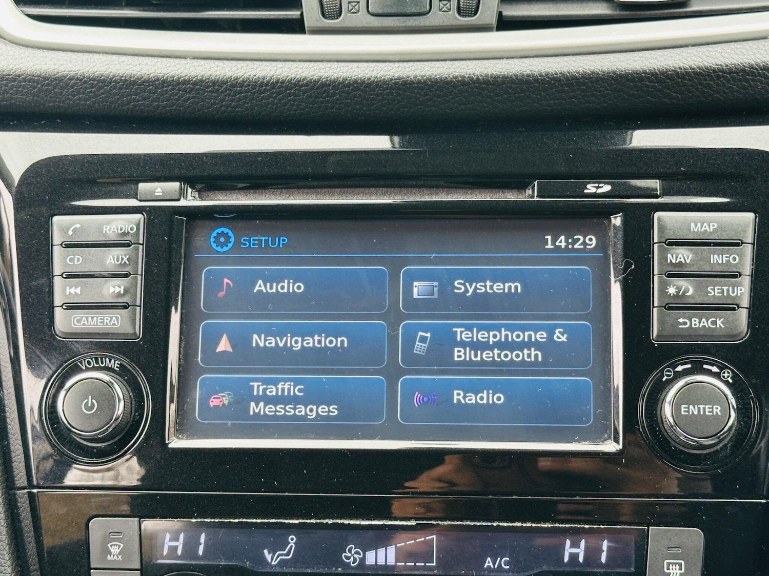 Used Nissan Qashqai 2015 for sale - 77586179: Photo 40