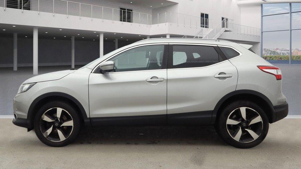 Used Nissan Qashqai 2015 for sale - 77586179: Photo 6
