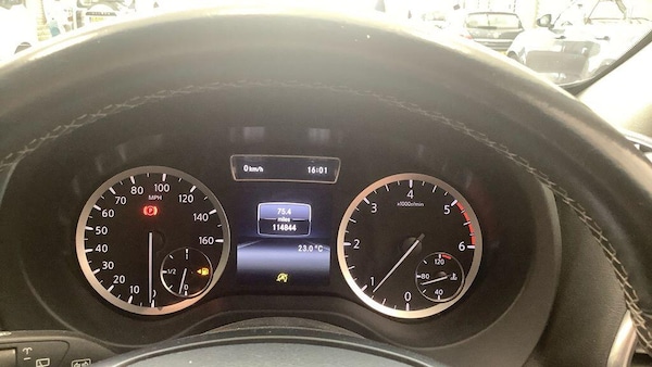 Used Infiniti Q30 2016 for sale - 76167532: Photo 12