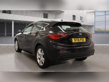 Used Infiniti Q30 2016 for sale - 76167532: Photo 4